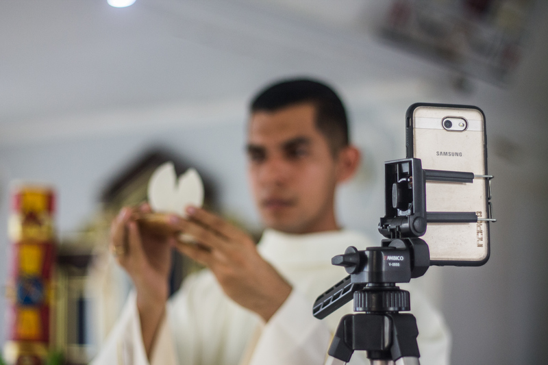 Interatividade com paroquianos em outro nível